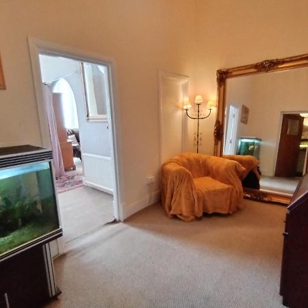 Studio With Parking Next To Port And Cliffs Apartment Dover Exterior photo